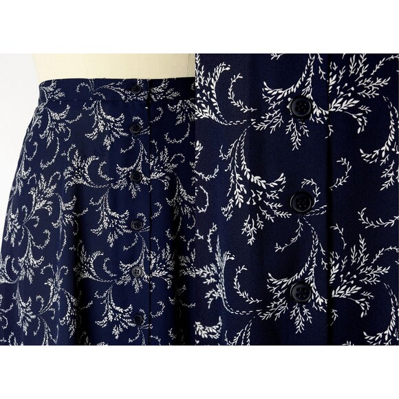 1990s Navy Midi Skirt Size Small 90s Button Front Skirt Vine Bouquet Print - Picture 7 of 9